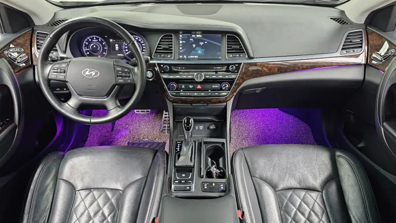 Hyundai Aslan