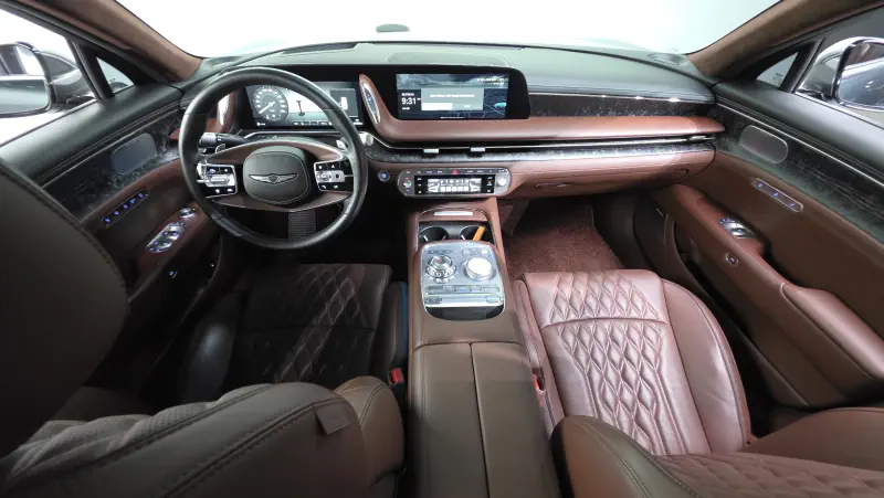 Genesis G90