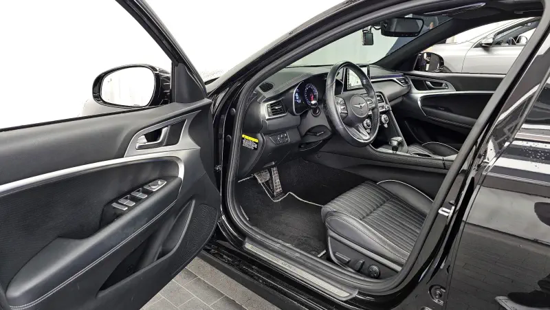 Genesis G70