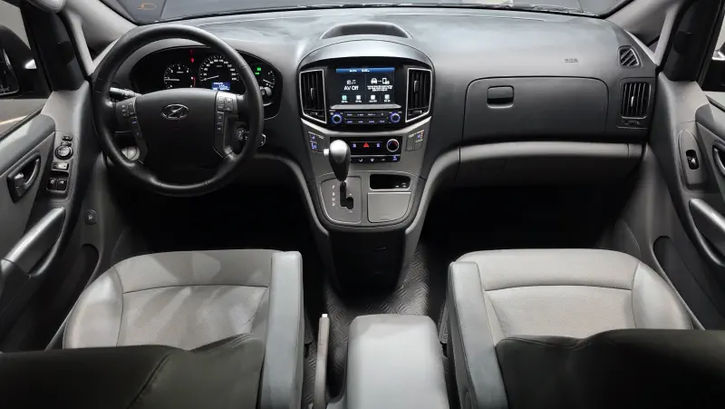 Hyundai Grand Starex