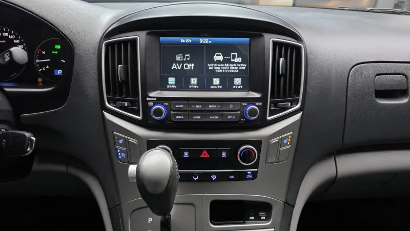 Hyundai Grand Starex