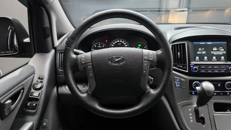 Hyundai Grand Starex