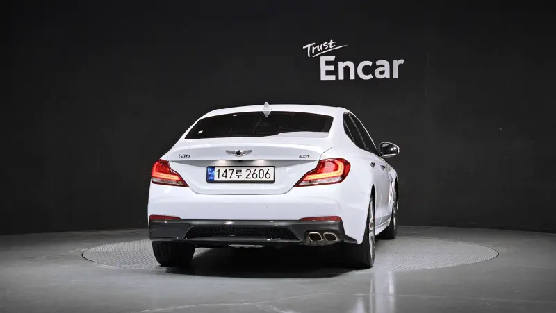 Genesis G70