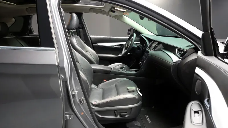 Infiniti QX50