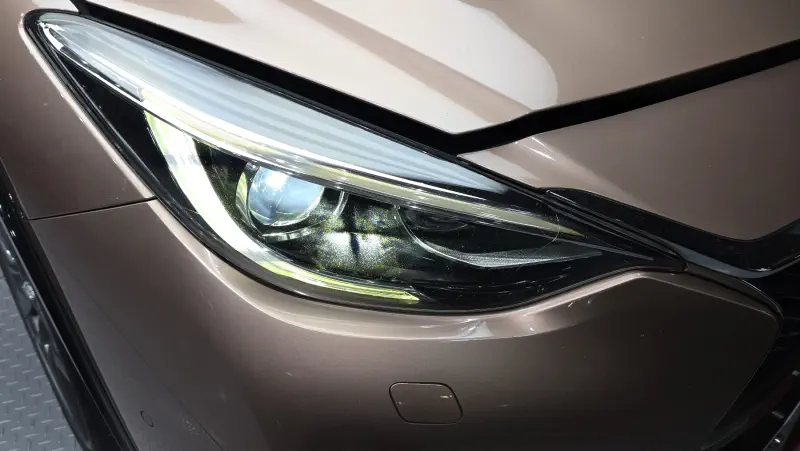 Infiniti Q30