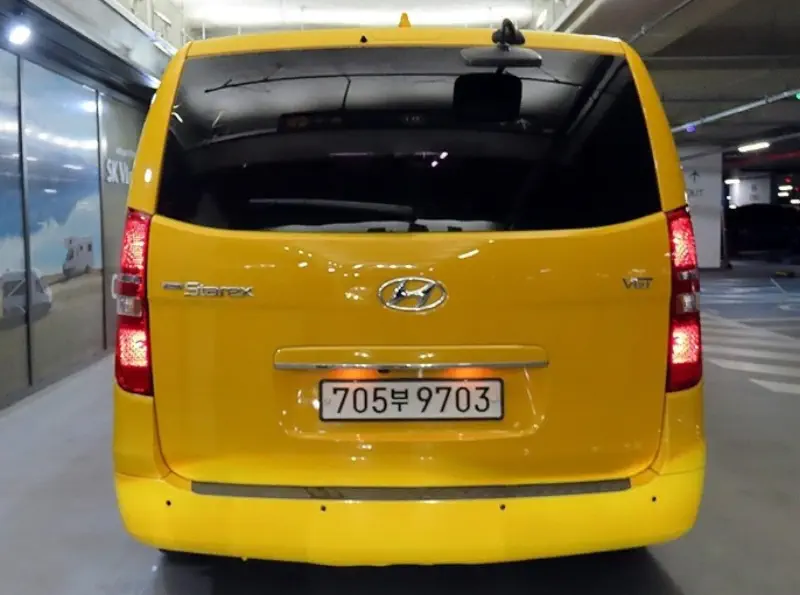 Hyundai Grand Starex