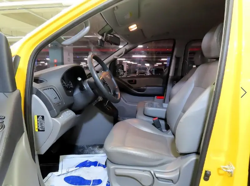 Hyundai Grand Starex
