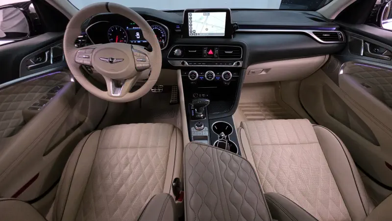 Genesis G70