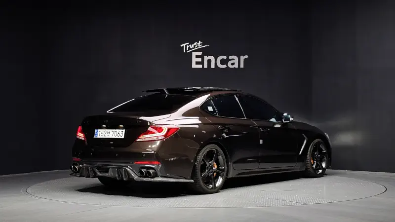Genesis G70