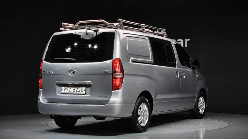 Hyundai Grand Starex