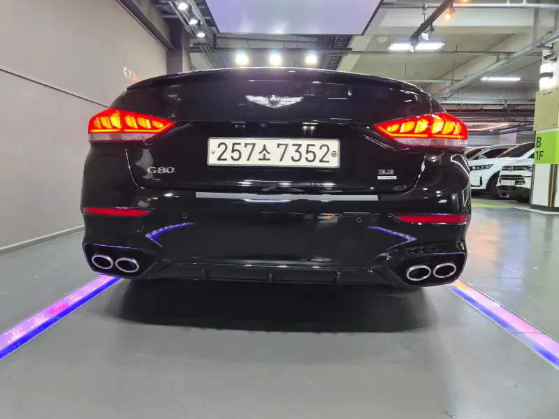 Hyundai Genesis