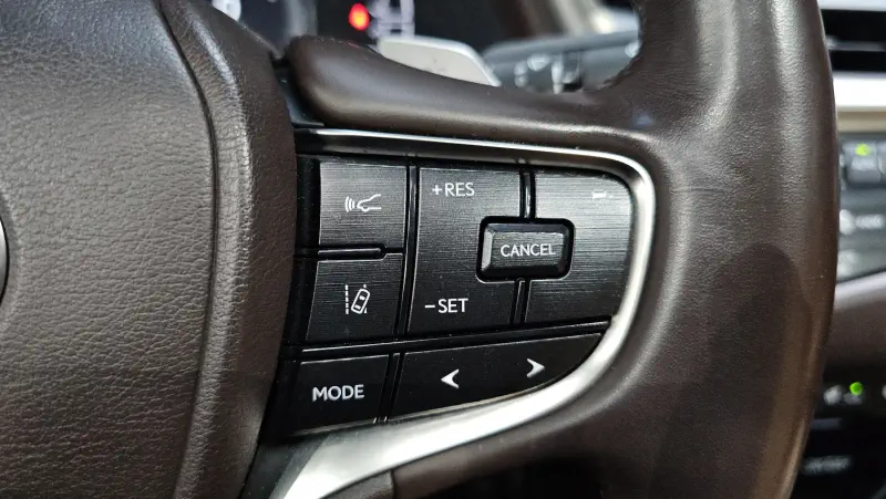Lexus ES300h