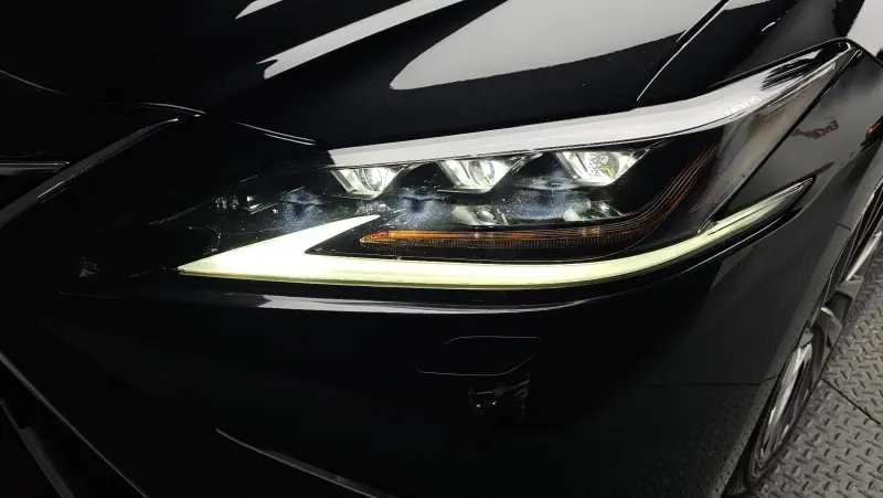 Lexus ES300h
