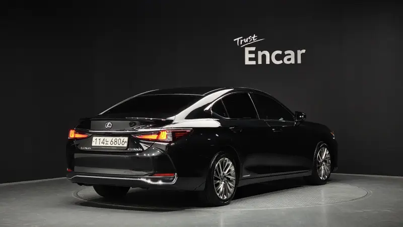Lexus ES300h