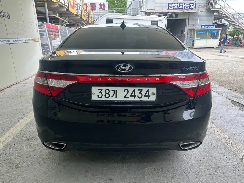 Hyundai Grandeur