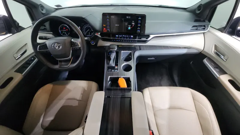 Toyota Sienna