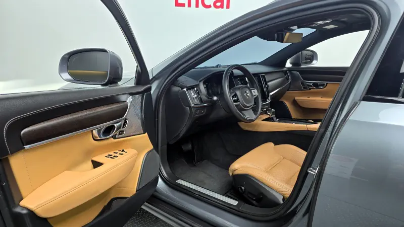 Volvo V90
