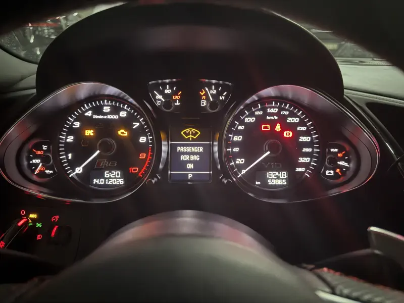 Audi R8