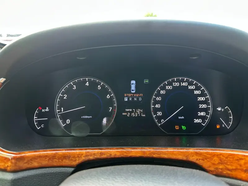 Hyundai Equus