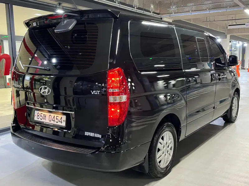 Hyundai Grand Starex