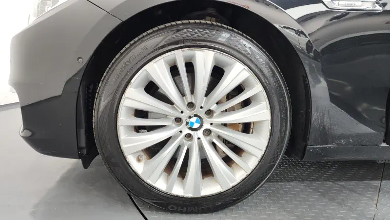 BMW 5-Series Gran Turismo
