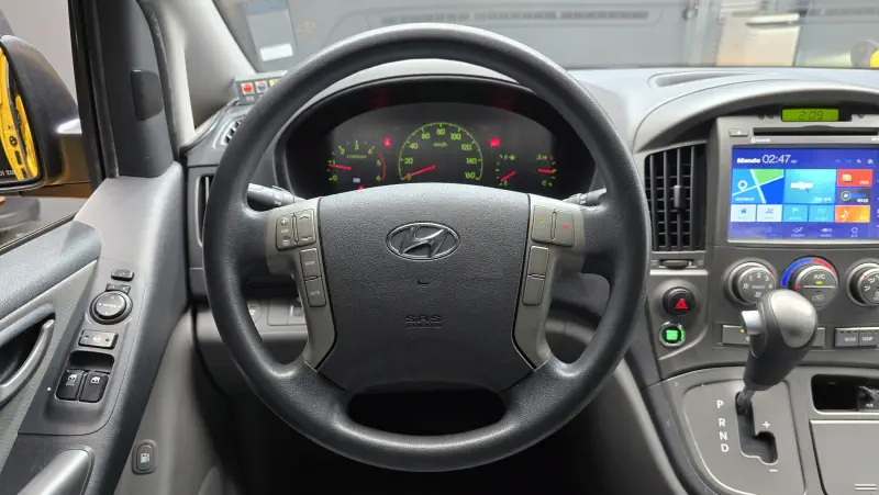 Hyundai Grand Starex