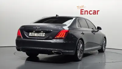 Genesis EQ900