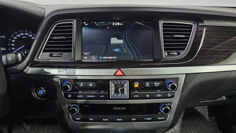Genesis G80