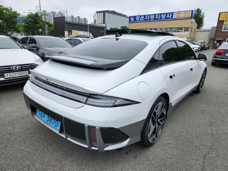 Hyundai Ioniq 6
