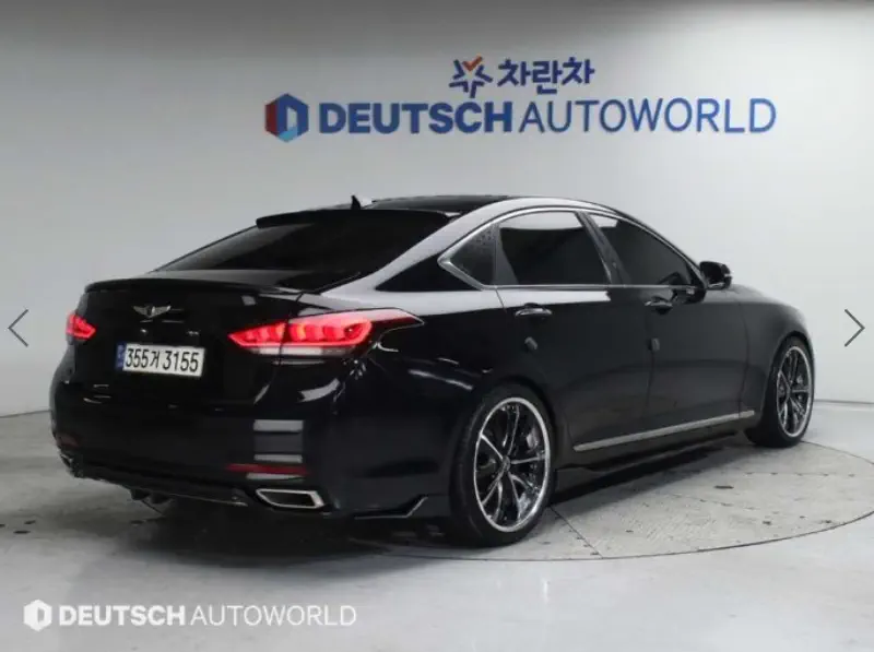 Hyundai Genesis