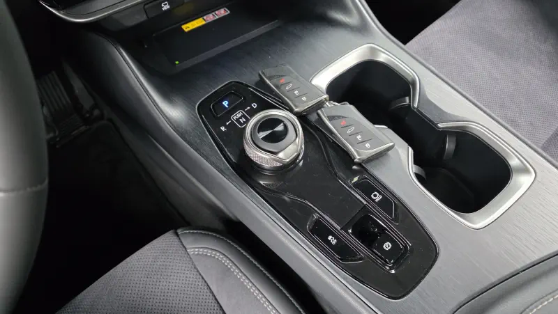 Lexus RZ450e