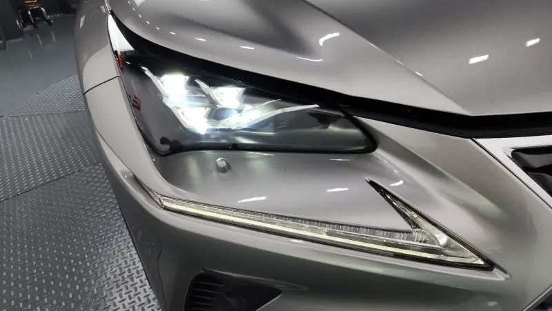 Lexus NX300h