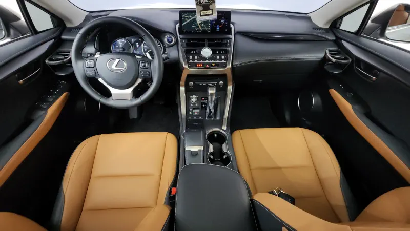 Lexus NX300h