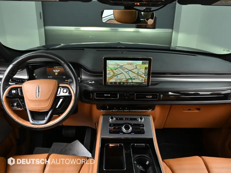 Lincoln Aviator