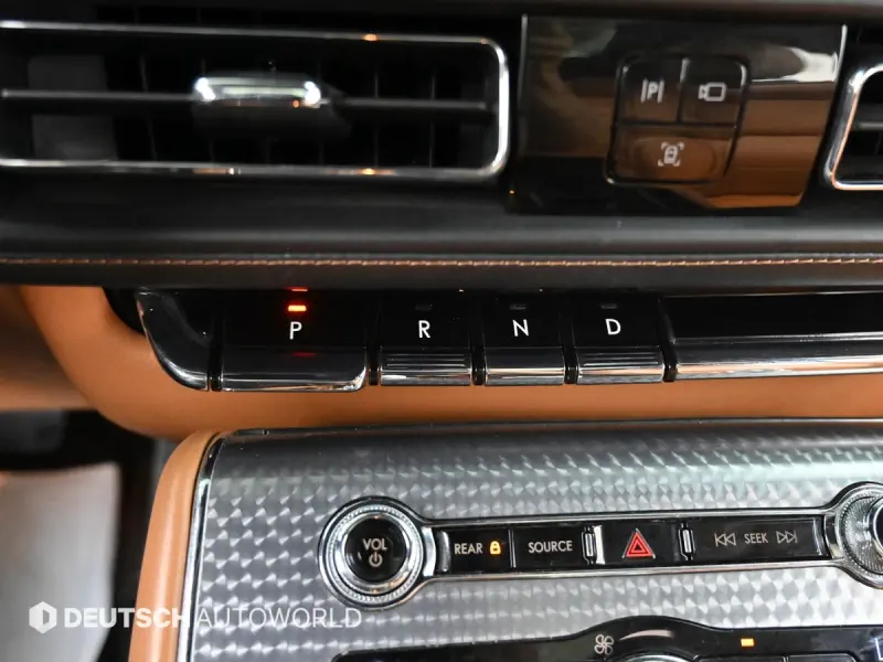 Lincoln Aviator