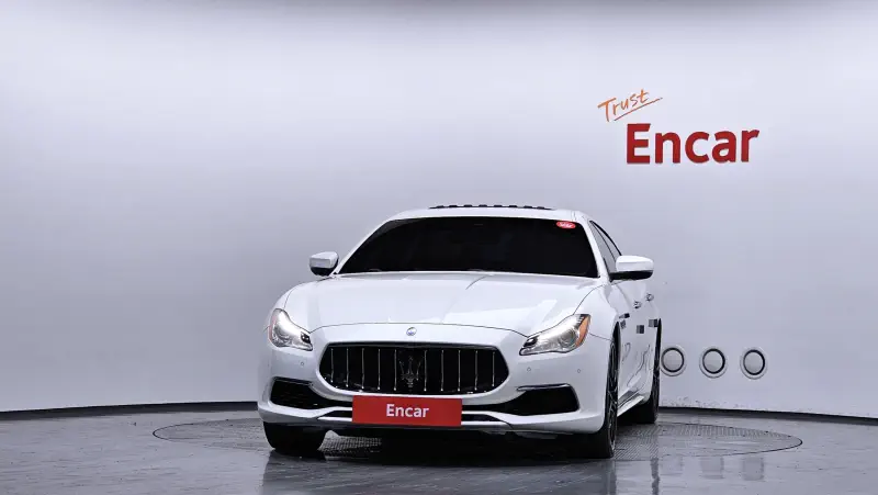 Maserati Quattroporte