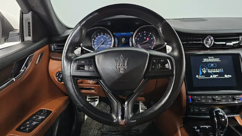 Maserati Quattroporte