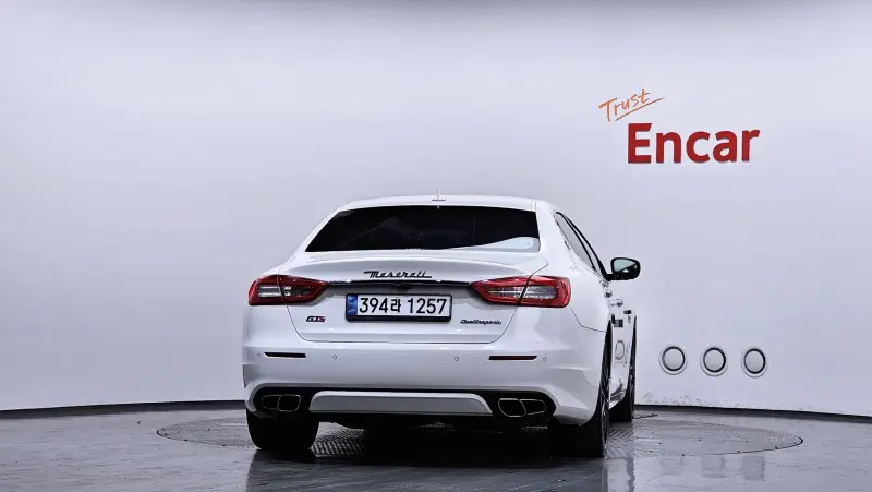 Maserati Quattroporte