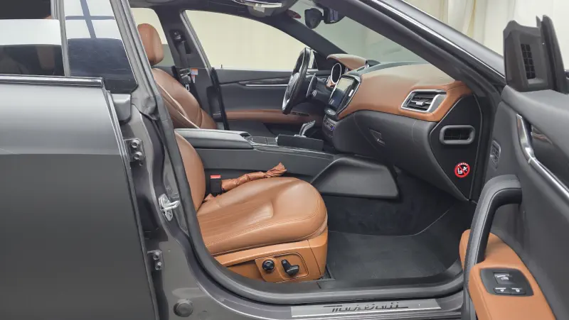 Maserati Ghibli