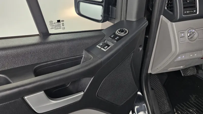 Hyundai H1