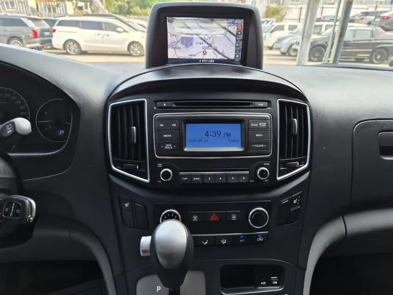 Hyundai Grand Starex