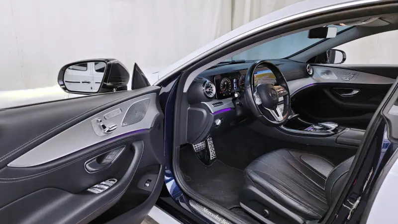 Mercedes-Benz CLS-Class
