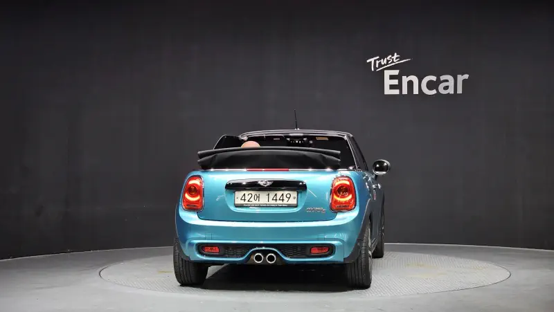 MINI Cabrio
