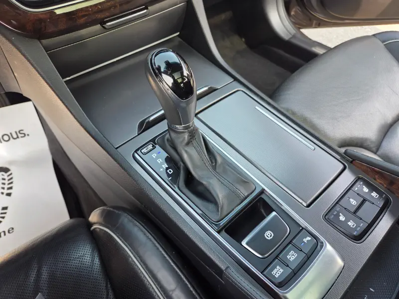 Hyundai Aslan