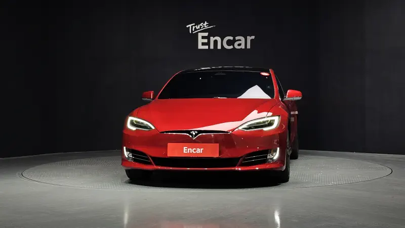 Tesla MODEL S