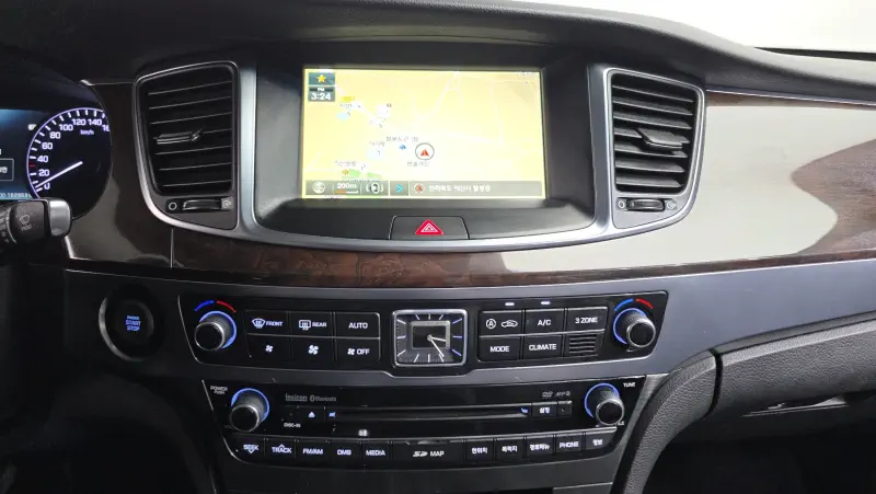 Hyundai Equus