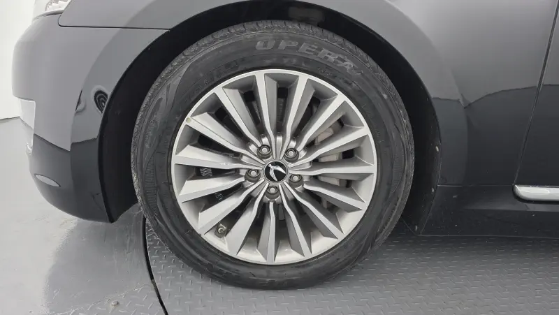 Hyundai Equus