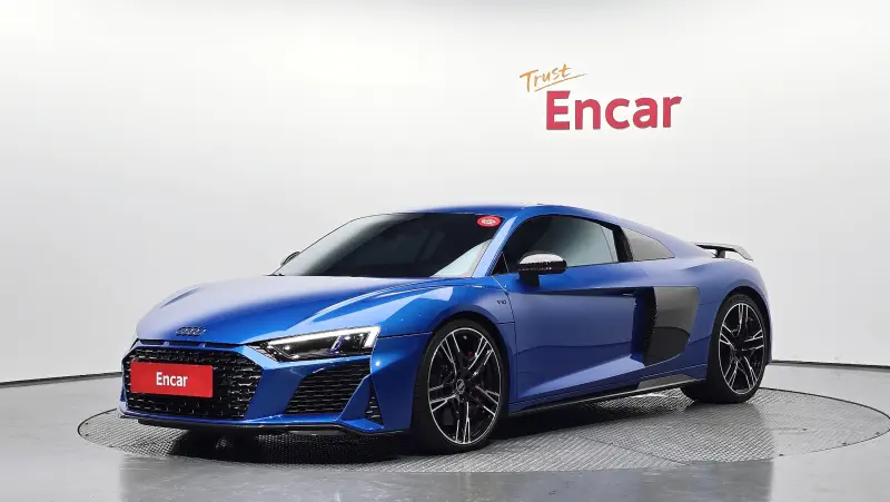 Audi R8