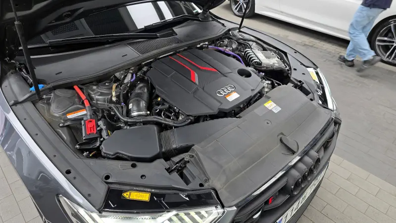 Audi S7
