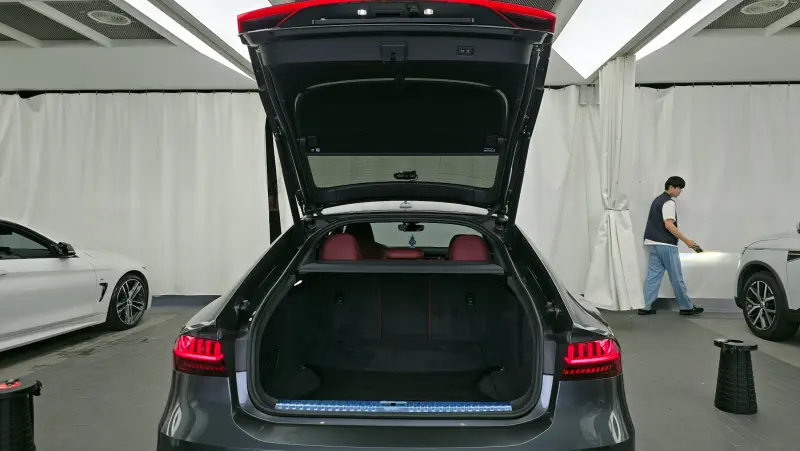 Audi S7